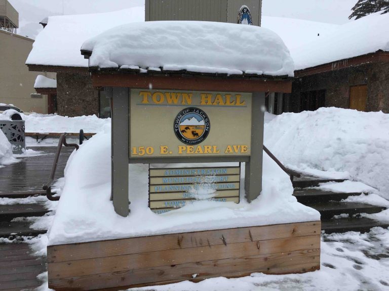 conspicuously clandestine