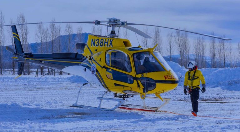 Search and Rescue, snowmobiler